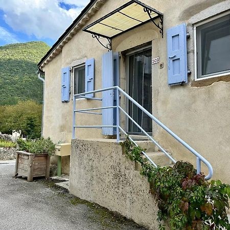 Maison De Village Aux Portes Du Vercors Chamaloc Eksteriør billede